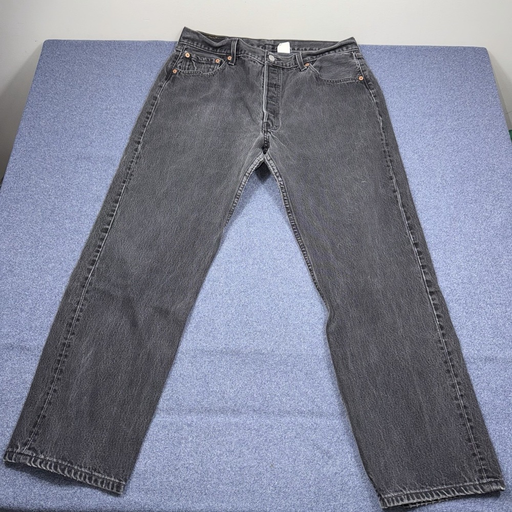 Vintage Levi's 501xx Jeans (Fit 34x28) Black Dark Made in Guatemala Button Fly